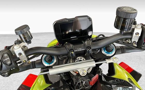 Motorrad Occasion Ducati Streetfighter V4 Lamborghini - Bild 6