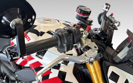 Motorrad Occasion Ducati Streetfighter V4 S - Bild 9
