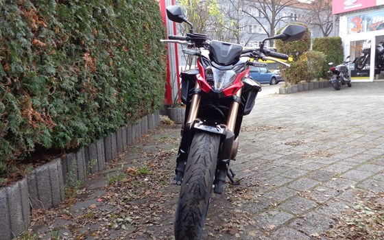 Gebrauchtmotorrad Honda CB500F - Bild 2