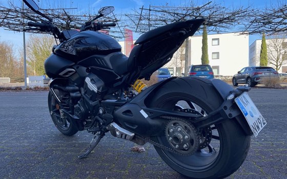 Gebrauchtmotorrad Ducati Diavel V4 - Bild 3