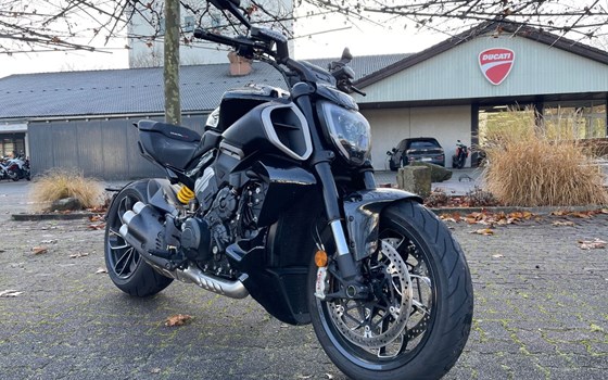 Gebrauchtmotorrad Ducati Diavel V4 - Bild 6
