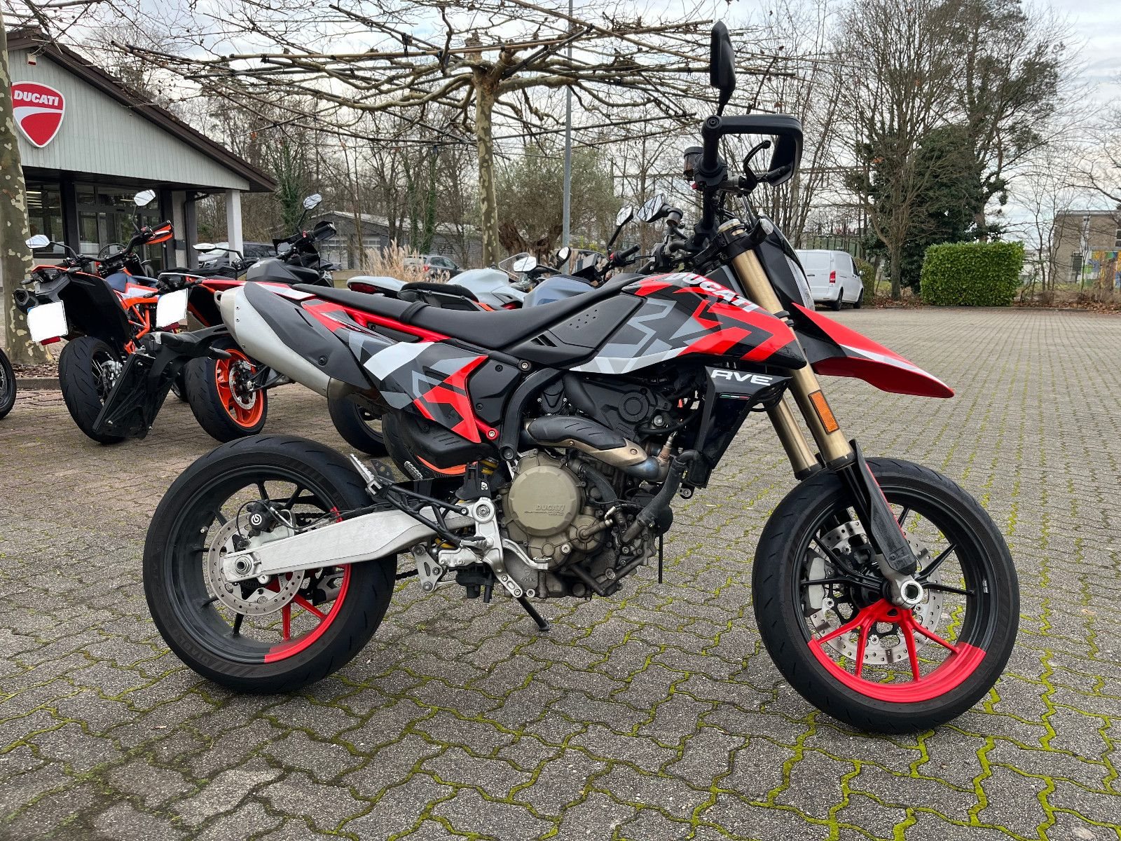 Ducati Hypermotard 698 Mono RVE