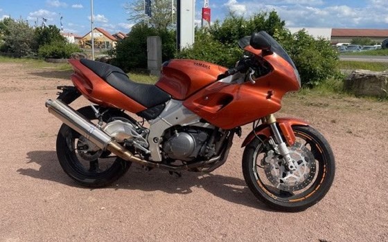 Gebrauchtmotorrad Yamaha SZR 660 - Bild 1