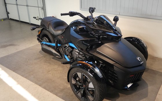 Gebrauchtmotorrad Can-Am Spyder F3 - Bild 2