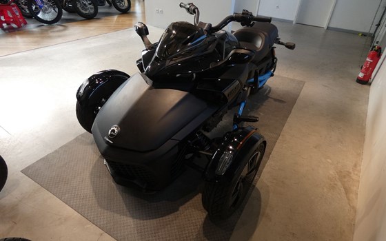 Gebrauchtmotorrad Can-Am Spyder F3 - Bild 3