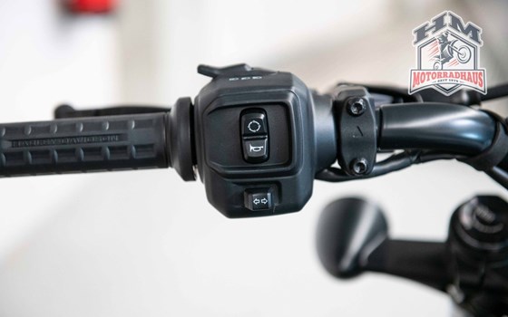 Gebrauchtmotorrad Harley-Davidson Nightster - Bild 6