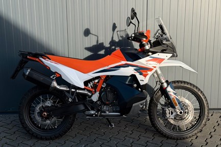 KTM 890 Adventure