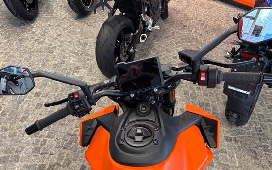 Gebrauchtmotorrad KTM 990 Duke - Bild 9