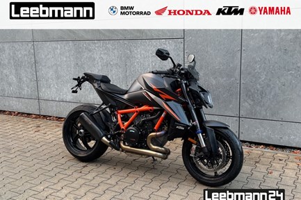KTM 1390 Super Duke R EVO