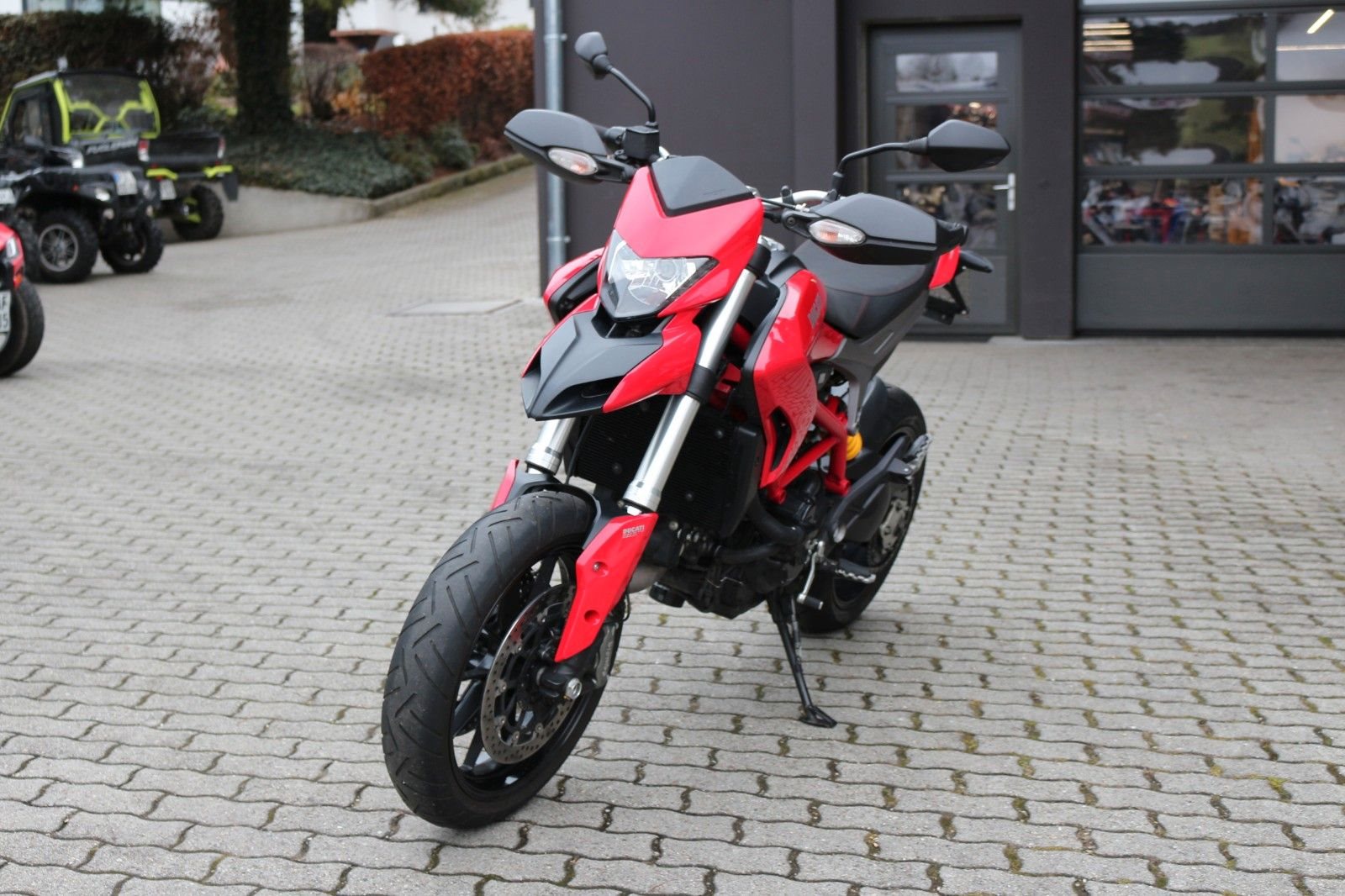 Ducati Hypermotard 821 