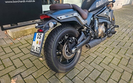 Gebrauchtmotorrad QJ Motor SRV 550 ST - Bild 7