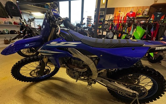Gebrauchtmotorrad Yamaha YZ450F - Bild 3