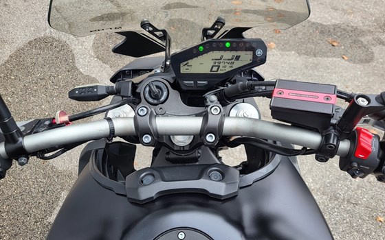 Gebrauchtmotorrad Yamaha MT-09 - Bild 4
