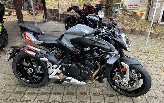 Gebrauchtmotorrad MV Agusta Brutale 1000 RS - Bild 10