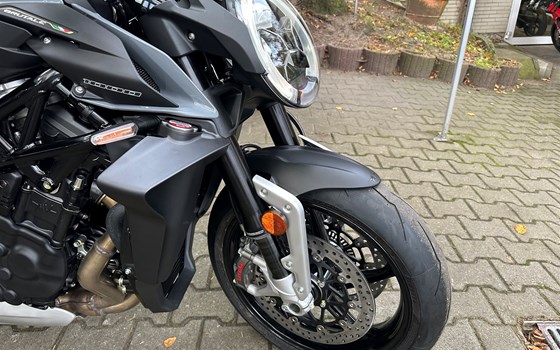 Gebrauchtmotorrad MV Agusta Brutale 1000 RS - Bild 19