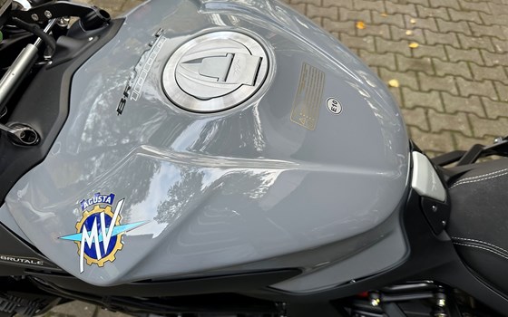 Gebrauchtmotorrad MV Agusta Brutale 1000 RS - Bild 9