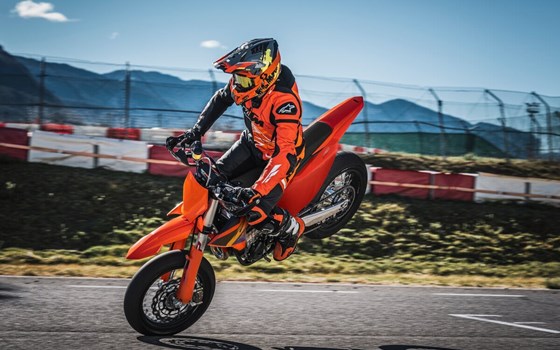 Neufahrzeug KTM 450 SMR - Bild 6
