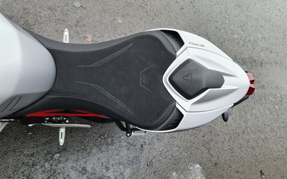 Neufahrzeug Triumph Street Triple 765 RX - Bild 10