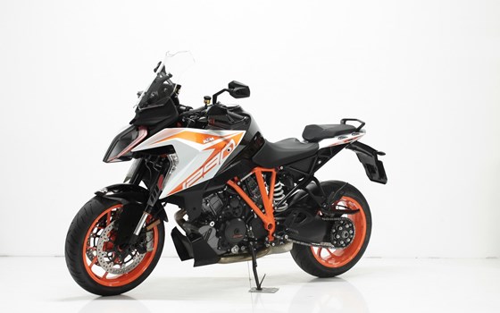 Motorrad Occasion KTM 1290 Super Duke GT - Bild 6