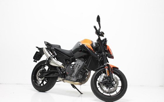 Motorrad Occasion KTM 890 Duke - Bild 1