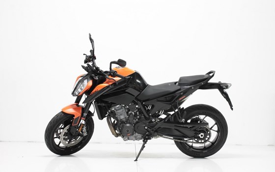 Motorrad Occasion KTM 890 Duke - Bild 5