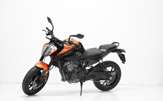 Motorrad Occasion KTM 890 Duke - Bild 6
