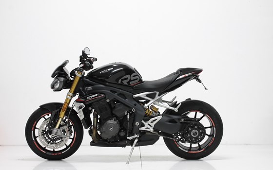 Motorrad Occasion Triumph Speed Triple 1200 RS - Bild 2