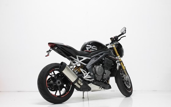 Motorrad Occasion Triumph Speed Triple 1200 RS - Bild 4