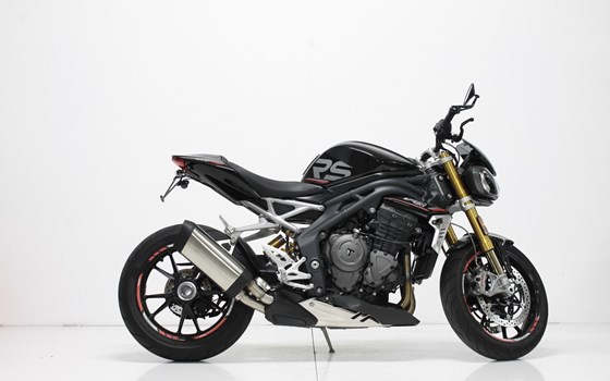 Motorrad Occasion Triumph Speed Triple 1200 RS - Bild 5