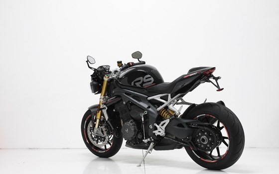 Motorrad Occasion Triumph Speed Triple 1200 RS - Bild 6