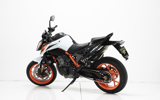 Motorrad Occasion KTM 890 Duke R - Bild 3
