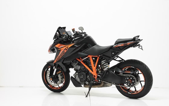 Motorrad Occasion KTM 1290 Super Duke GT - Bild 4