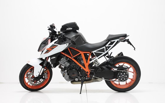 Motorrad Occasion KTM 1290 Super Duke R - Bild 4