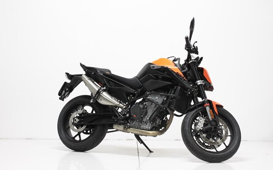 Motorrad Occasion KTM 890 Duke L - Bild 1