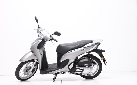 Motorrad Occasion Honda SH125 - Bild 3