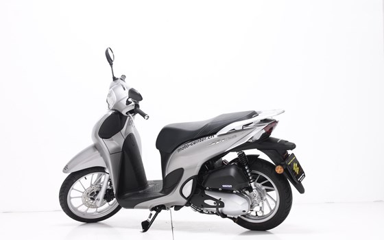 Motorrad Occasion Honda SH125 - Bild 5