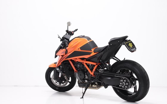 Motorrad Occasion KTM 1390 Super Duke R - Bild 6