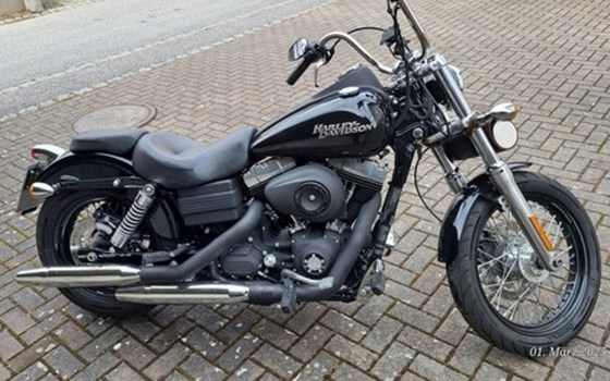 Gebrauchtmotorrad Harley-Davidson Street Bob 117 - Bild 3