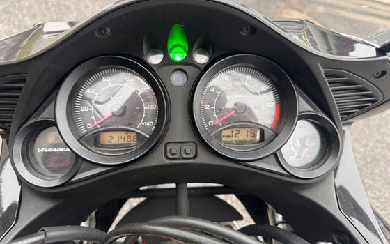 Gebrauchtmotorrad Honda XL 125 V Varadero - Bild 7