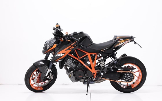 Motorrad Occasion KTM 1290 Super Duke R - Bild 2