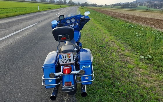 Gebrauchtmotorrad Harley-Davidson Electra Glide Classic FLHTC - Bild 6