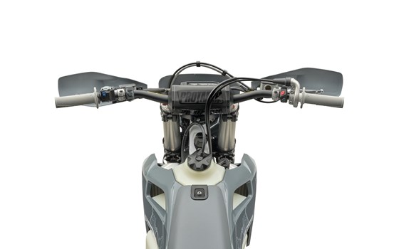Neufahrzeug Husqvarna TE 300 PRO - Bild 9