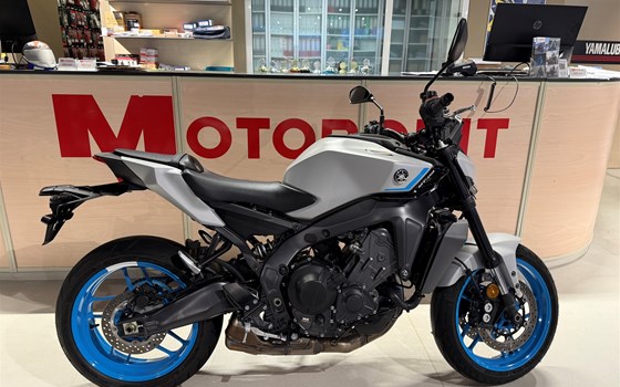 Gebrauchtmotorrad Yamaha MT-09 35kW - Bild 1