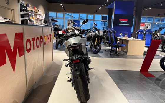 Gebrauchtmotorrad Yamaha MT-09 35kW - Bild 6