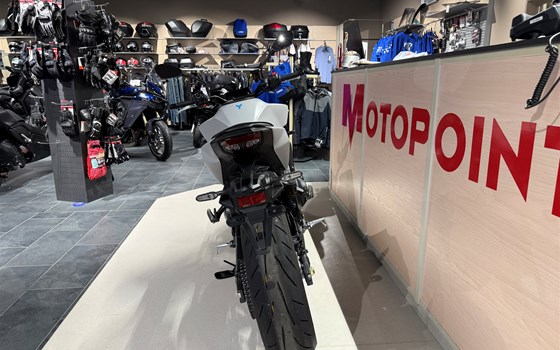 Gebrauchtmotorrad Yamaha MT-09 35kW - Bild 8