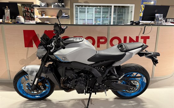 Gebrauchtmotorrad Yamaha MT-09 35kW - Bild 3