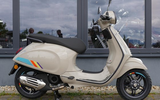 Neufahrzeug Vespa Primavera 50 S - Bild 1