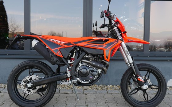 Neufahrzeug Beta RR 125 4T SM - Bild 1