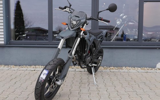 Neufahrzeug Beta RR 125 4T SM - Bild 15