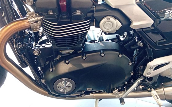 Neufahrzeug Triumph Speed Twin 1200 RS - Bild 11